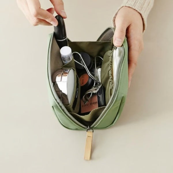 ⏰ Super Discount 🌟 Travel Makeup Pouch for Women