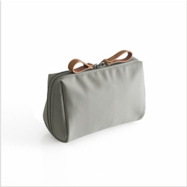⏰ Super Discount 🌟 Travel Makeup Pouch for Women